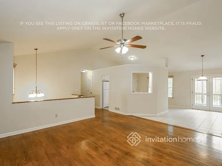 4402 Marci St — Photo 7