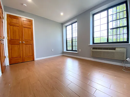 Rented by Douglas Elliman | media 19