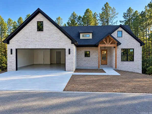 7 Nubarron Lane Hot, Springs Village, AR 71909