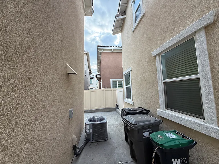 6998 Silverado St — Photo 27