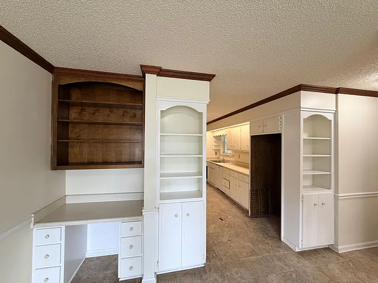 2848 Willow Wood Cir — Photo 10
