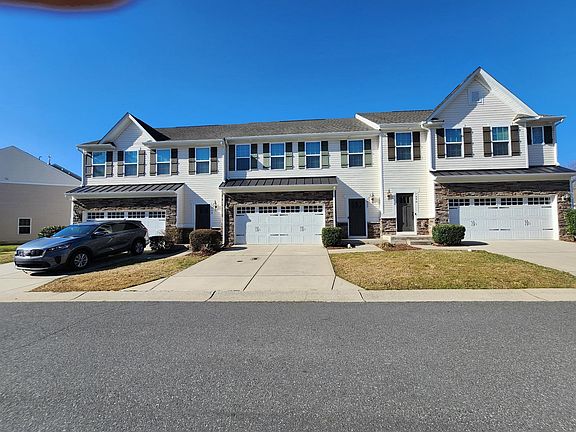 2nd image of 7450 Red Mulberry Way