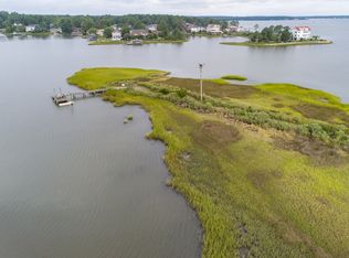 24 Wagner Rd, Poquoson, VA 23662