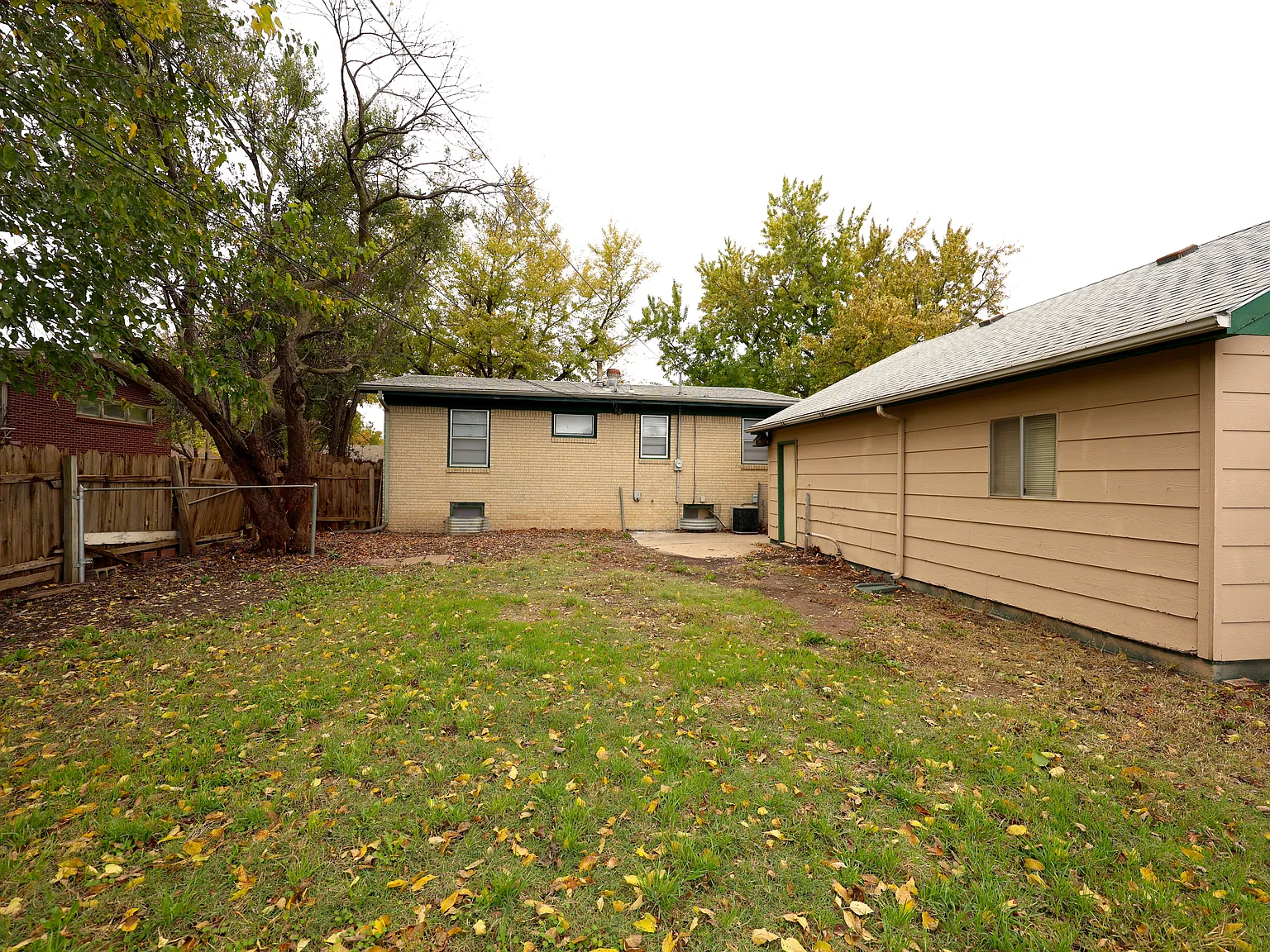 2146 W Haskell St — Photo 2