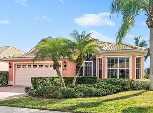4392 Reflections Pkwy, Sarasota, FL 34233