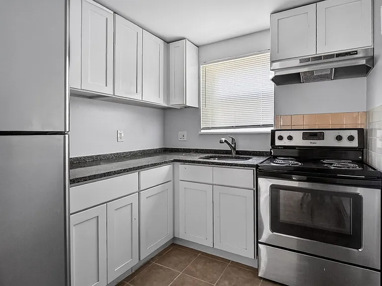 101 Ramsdell Street — Photo 2
