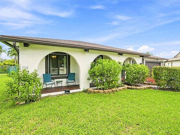 3rd image of 8656 SW 50th St