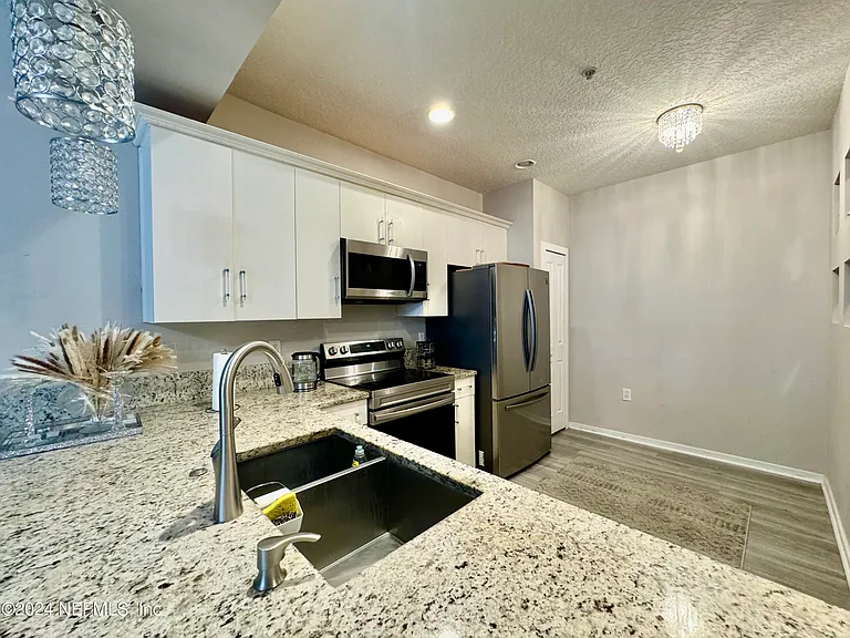 11368 Estancia Villa Dr #503 — Photo 7