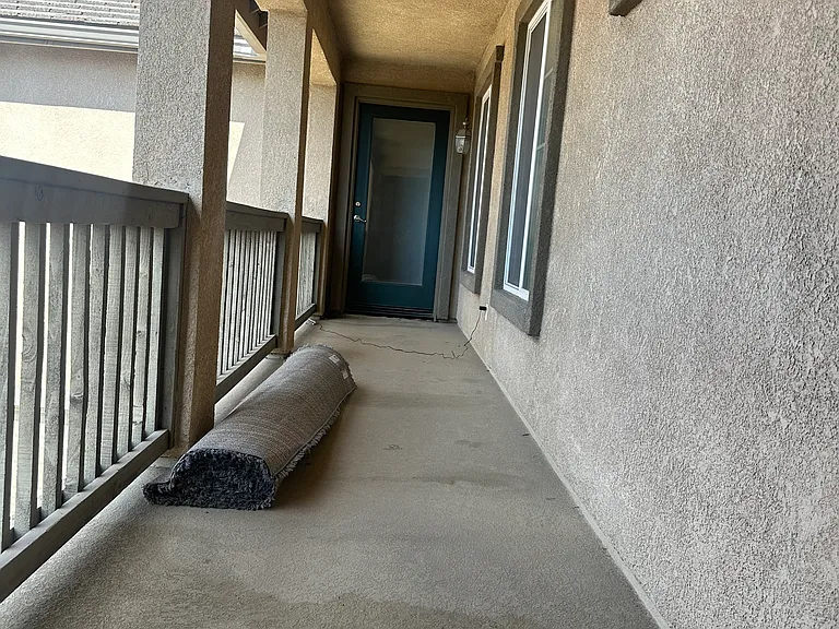 3279 Huntfield St — Photo 31