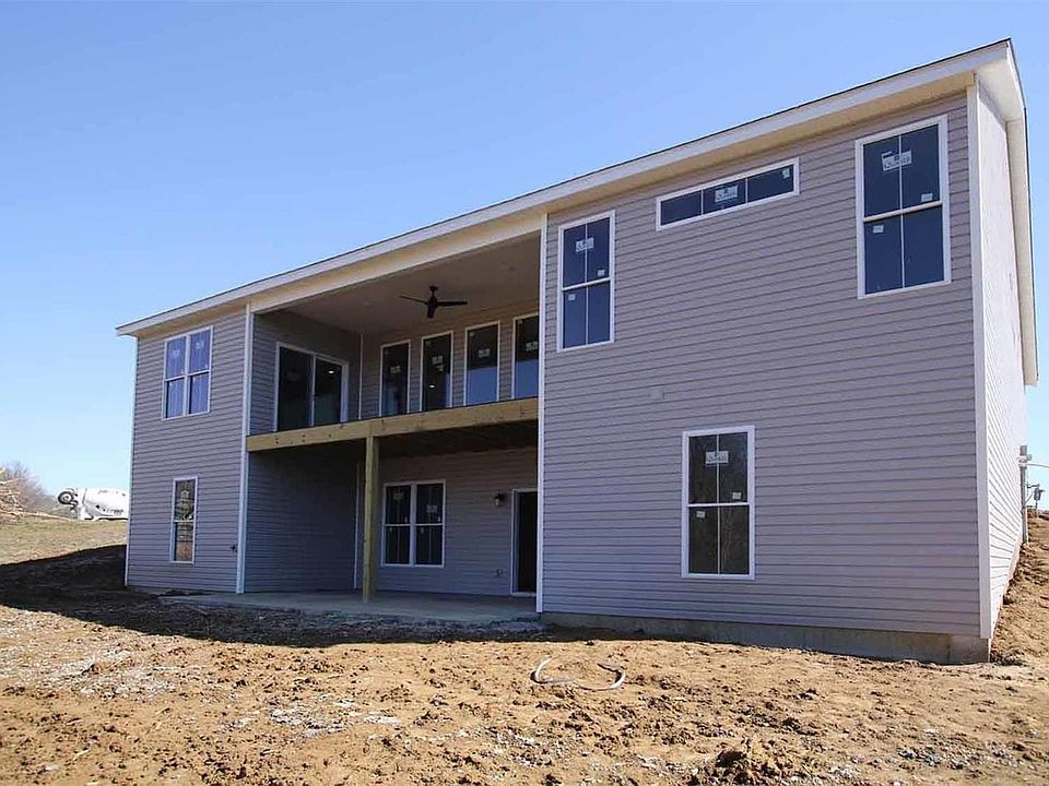 2nd image of 1467 Guilford Pl