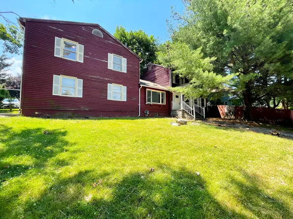 8 Hillside Avenue, Stamford, CT 06902