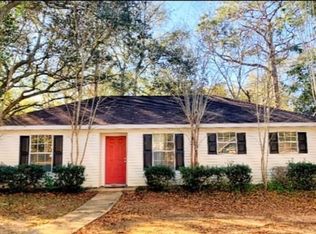 1701 Sandalwood Dr, Mobile, AL 36618