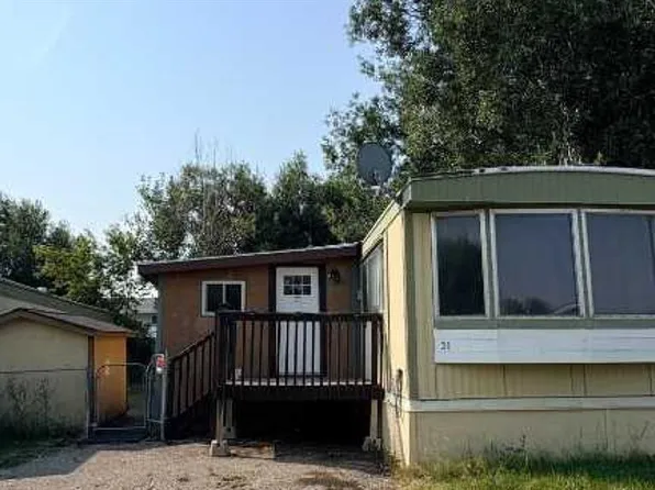 895 Elizabeth St #31, Pincher Creek, AB T0K 1W0
