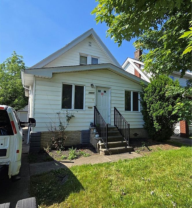 1st image of 19600 Ormiston Ave