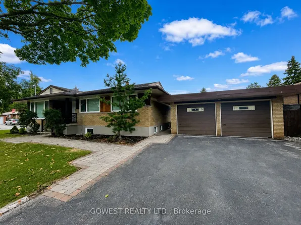 42 Briarwood Cres, Hamilton, ON L9C 4B9