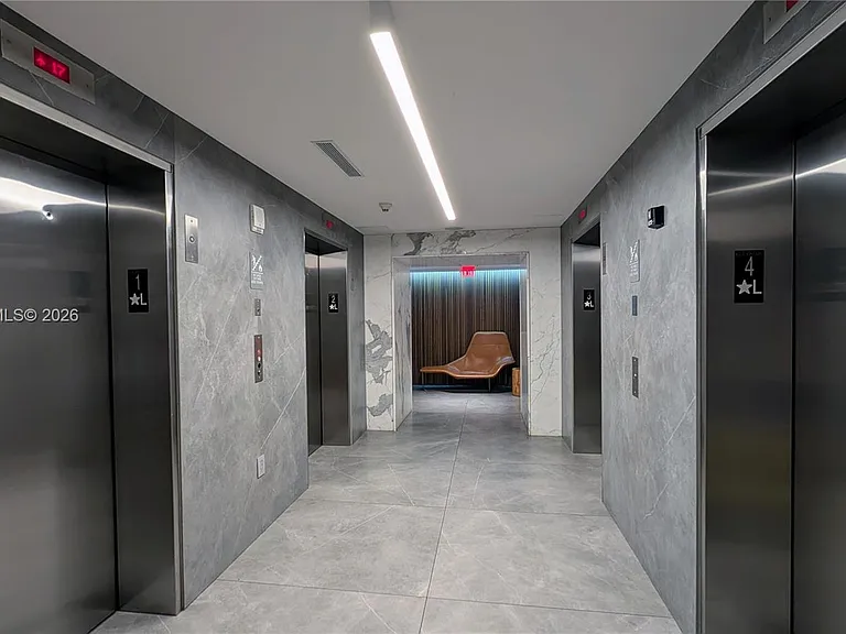350 S Miami Ave #704 — Photo 32