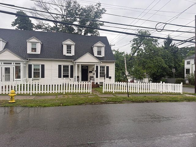 1st image of 181 Prospect St