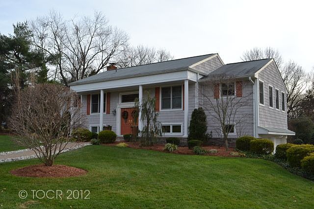 1st image of 15 Lynn Ct
