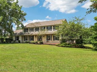 9030 Lake In The Woods Trl, Chagrin Falls, OH 44023