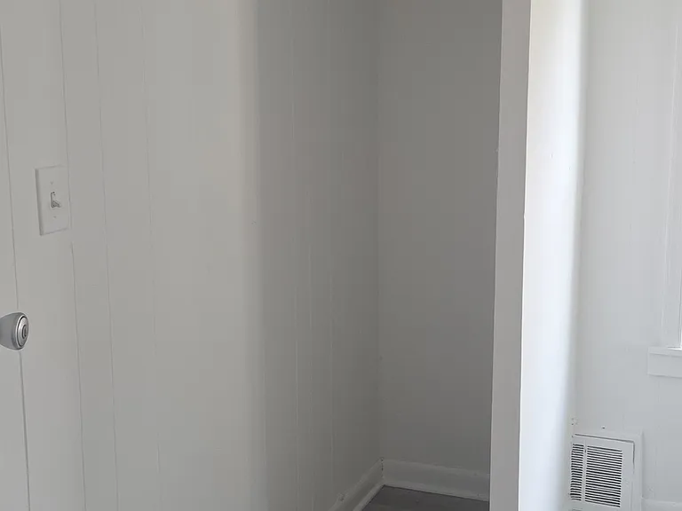 426 Poplar St #2 — Photo 12