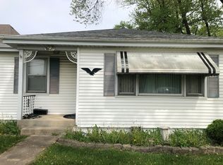 8S119 Madison St, Burr Ridge, IL 60527