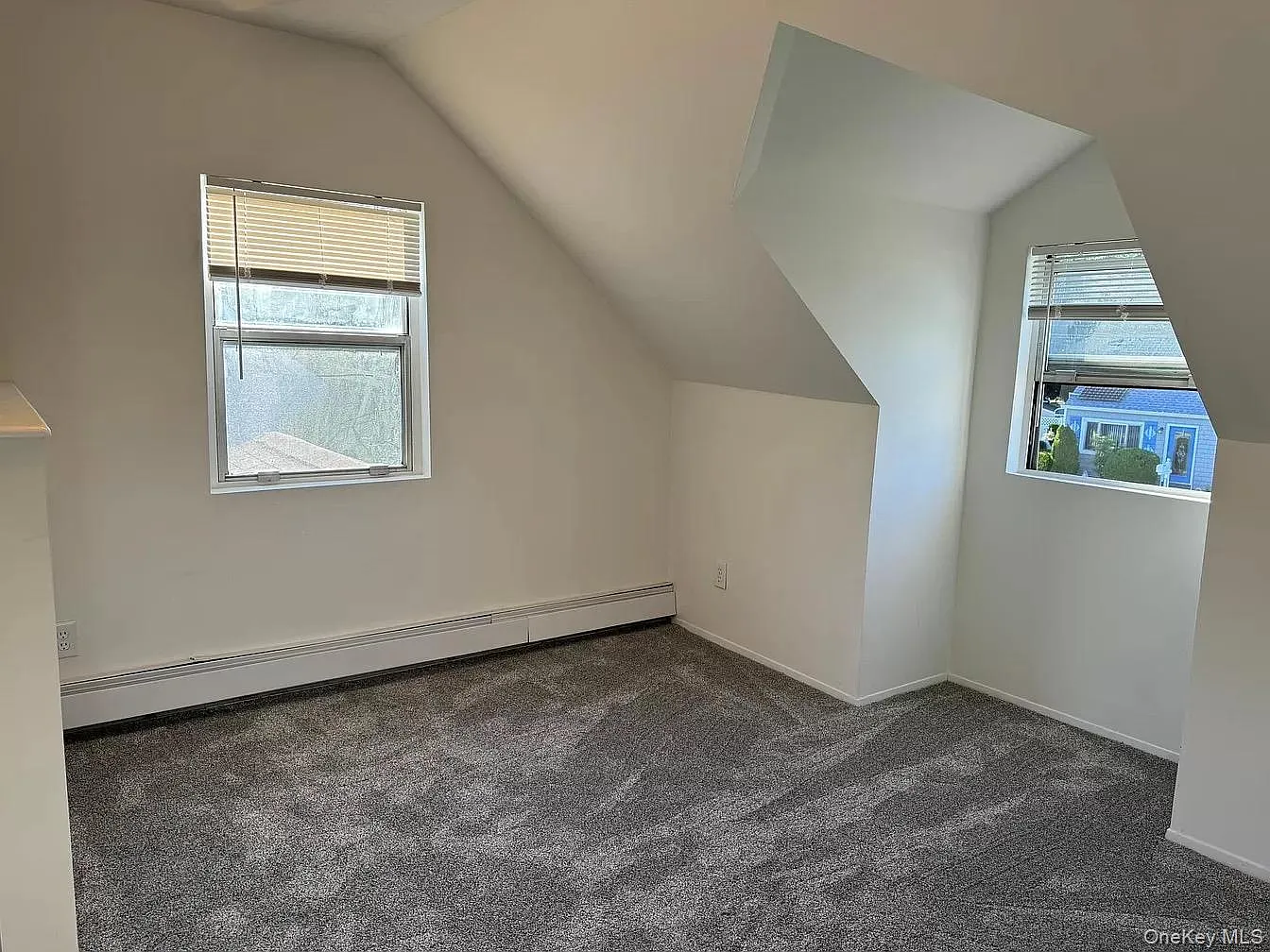 1 bed, 1.0 bath, 1376 sqft, $2,100 — Photo 4