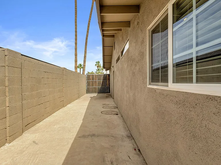 3716 S Country Club Way — Photo 54