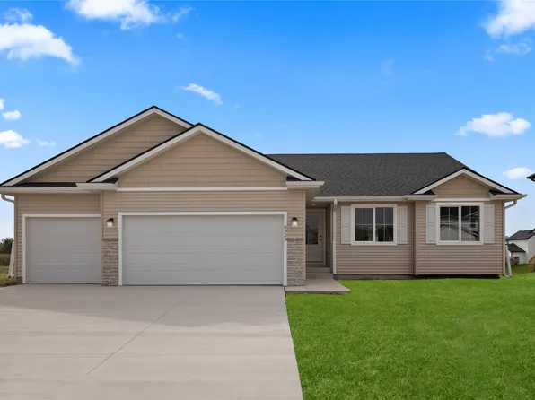6523 NE George Ave, Pleasant Hill, IA 50327