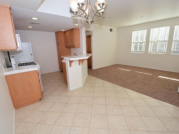 3rd image of 259 Riverdale Ct APT 245
