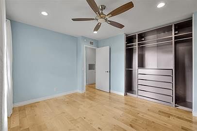 4th image of 2817 E South St