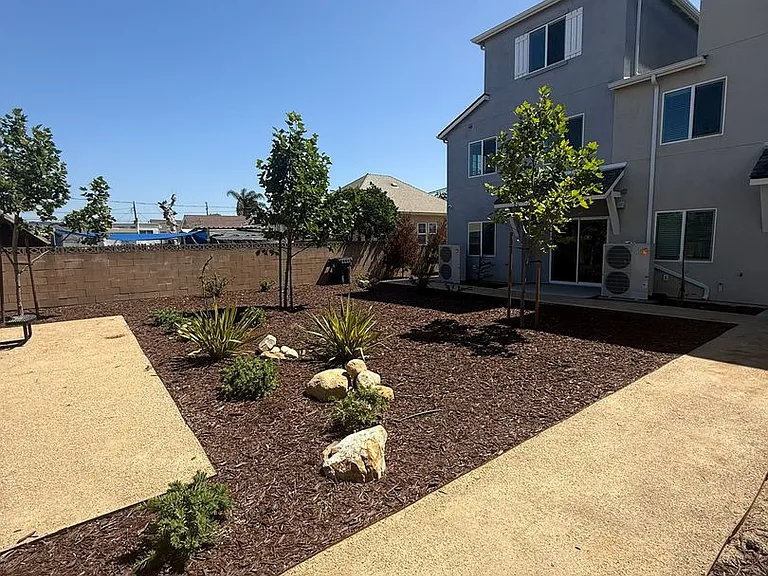 529 S Pine St — Photo 18