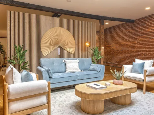 120 E 13th St, Cincinnati, OH