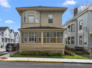 8 Poplar St, Newport, RI 02840