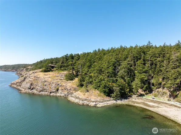 189 Calle Aguila, Lopez Island, WA 98261