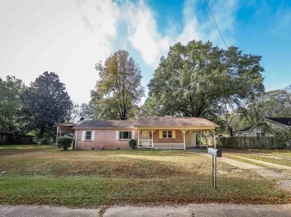 719 Waco St, Camden, AR 71701