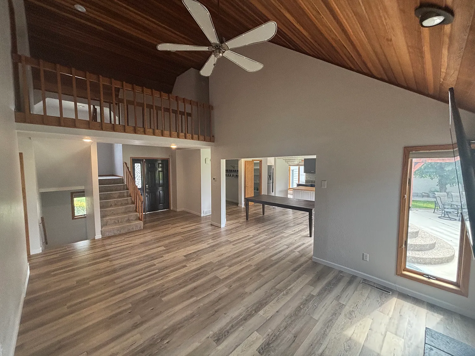 5 bed, 3.5 bath, 3080 sqft, $3,750 — Photo 4