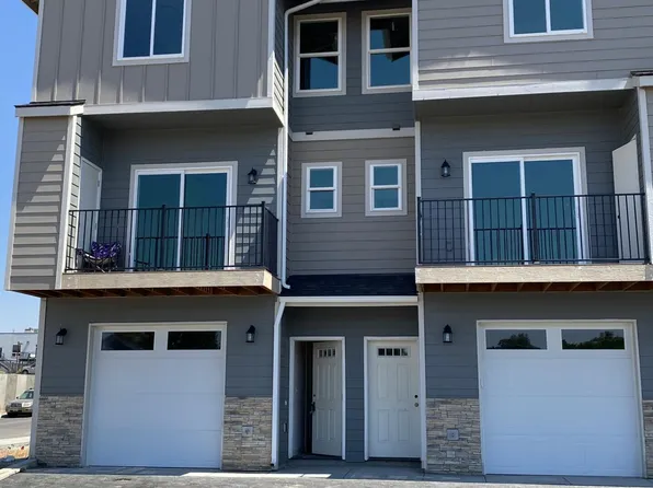 2600 Racquet Ln #36, Yakima, WA 98902