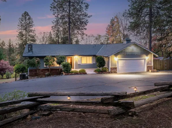 11977 Alta Sierra Dr, Grass Valley, CA 95949