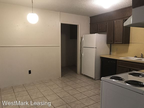 3rd image of 7202 Avenue W APT B