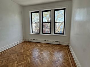 216 E 93rd St #3A, Brooklyn, NY 11212