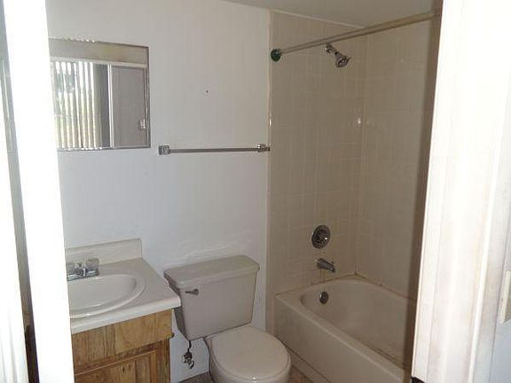 4th image of 7153 E Bank Dr