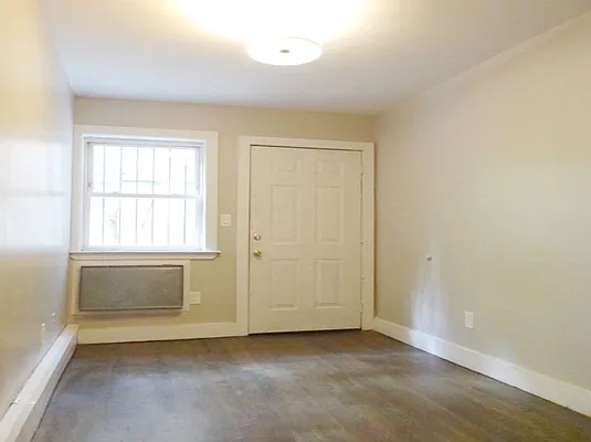 Rented by Rentall Group Inc | media 4