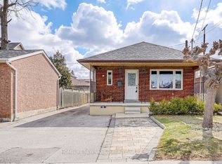 56 Tedder St, Toronto, ON M6M 4X3