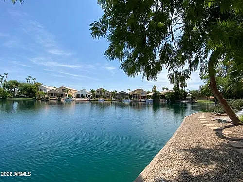 1406 W Lake Mirage Ct Photo 1