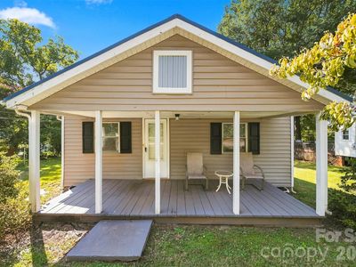 411 W 21st St, Newton, NC, 28658