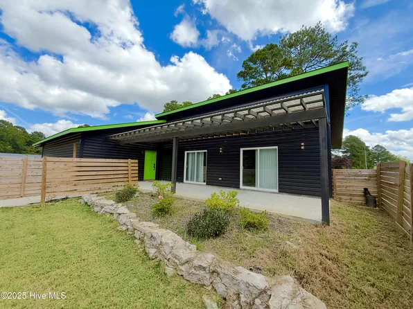 1718 Highland Drive, Washington, NC 27889