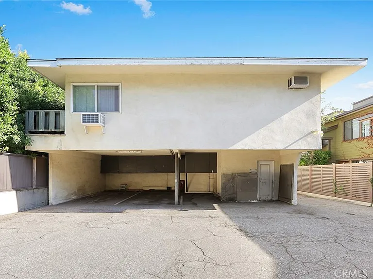 231 S Catalina Ave #6 — Photo 22