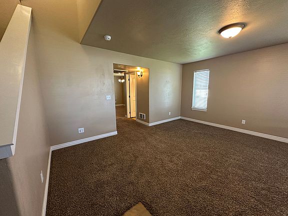 2nd image of 501 Countryside Ave