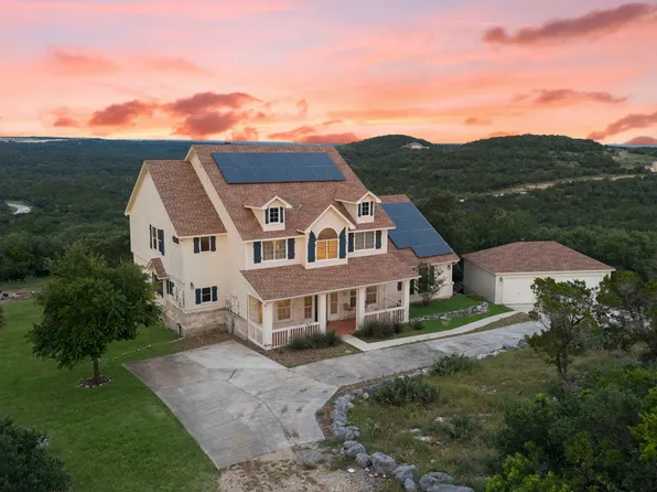 1040 County Road 2720, Mico, TX 78056