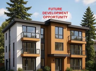 1457 Marine Dr, Vancouver, BC V5P 1B8